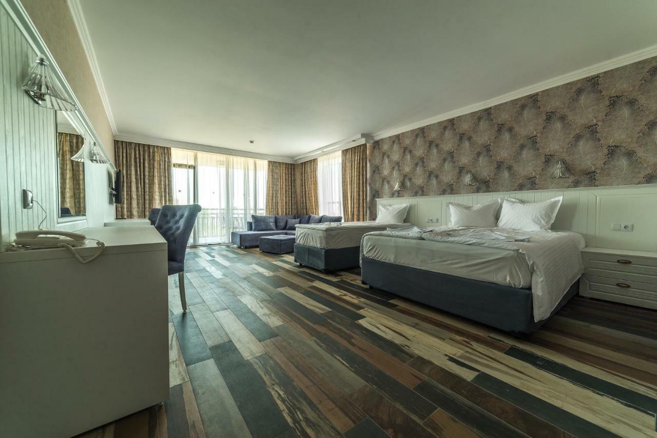 Hotel Baikal Sunny Beach Exterior photo